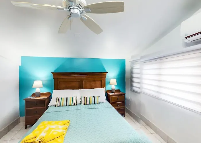 26 At Caribe Island Gold Standard Certified * San Pedro (Ambergris Caye)